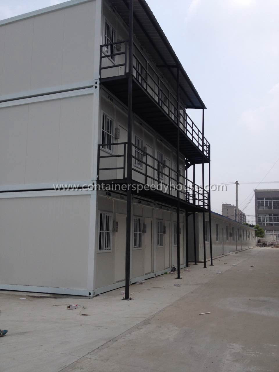 3-floor container house building